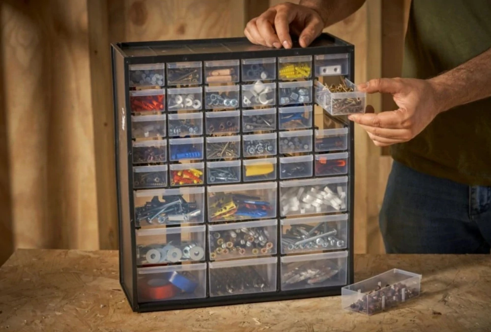 STANLEY 1-93-981 Viacúčelový zásuvkový organizér – 39 priehradiek